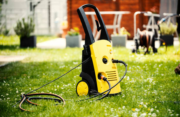 Best Pool Deck Cleaning in Hudson, WI